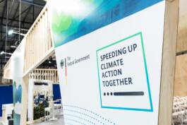 NIKLAS SANDERS
KONZEPT TEXT STRATEGIE